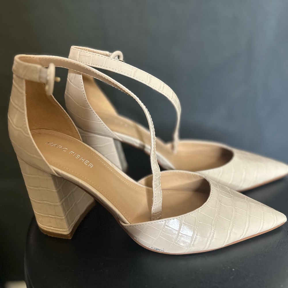 Marc Fisher Cream Heels with Slingback Design